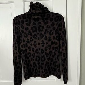 Anthropologie Leopard Cheetah Turtleneck Sweater Long Sleeve Animal Print Size S